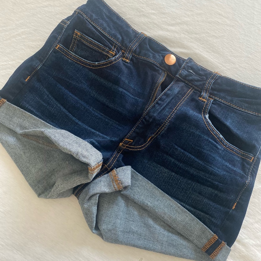 American eagle shorts size 6